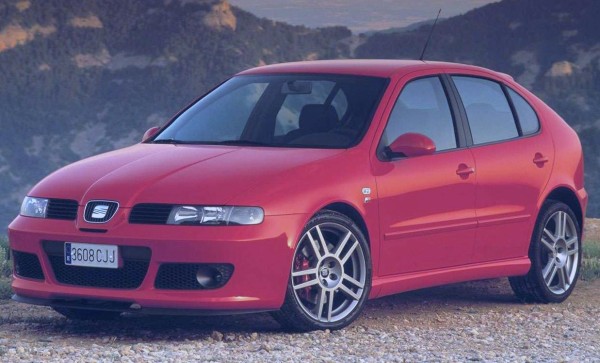 SEAT Leon Cupra R 